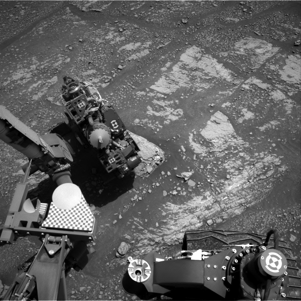 Nasa's Mars rover Curiosity acquired this image using its Right Navigation Camera on Sol 2422, at drive 2770, site number 75