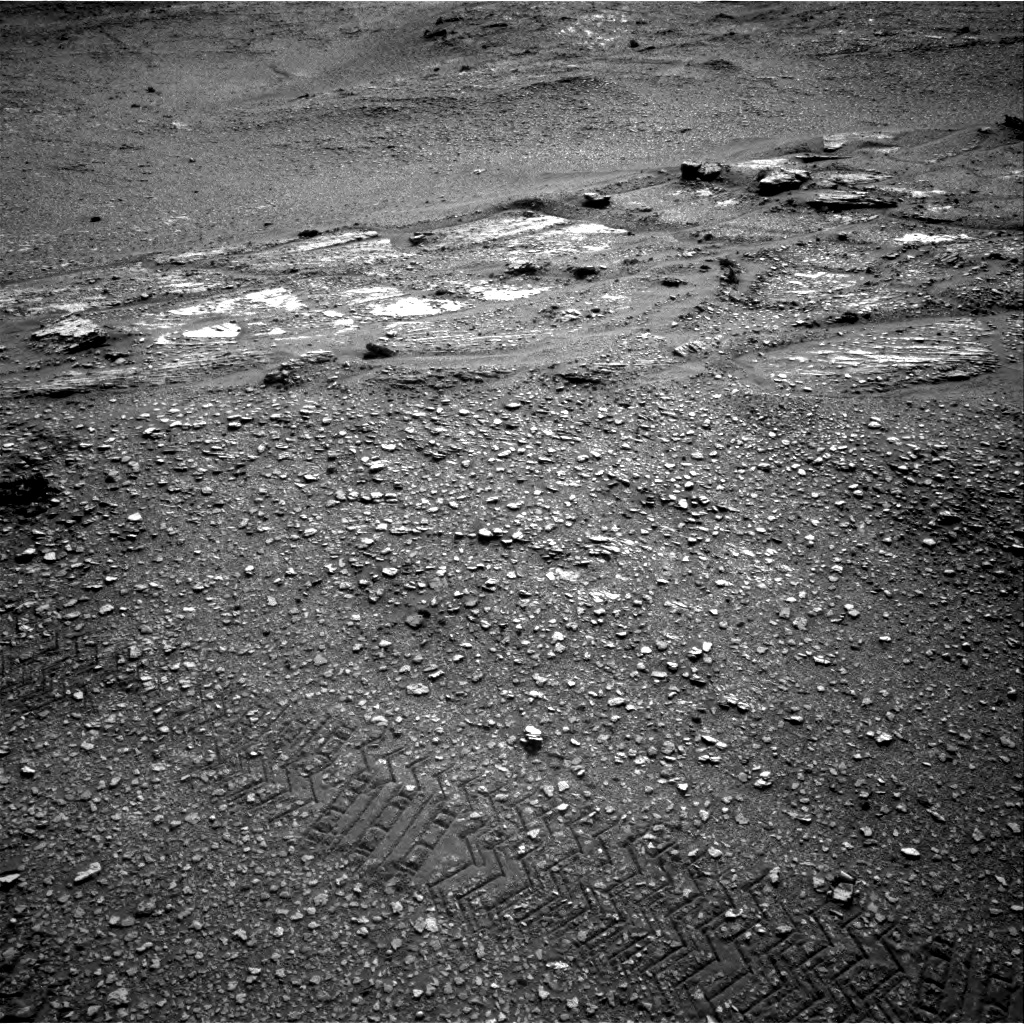 Nasa's Mars rover Curiosity acquired this image using its Right Navigation Camera on Sol 2422, at drive 2836, site number 75