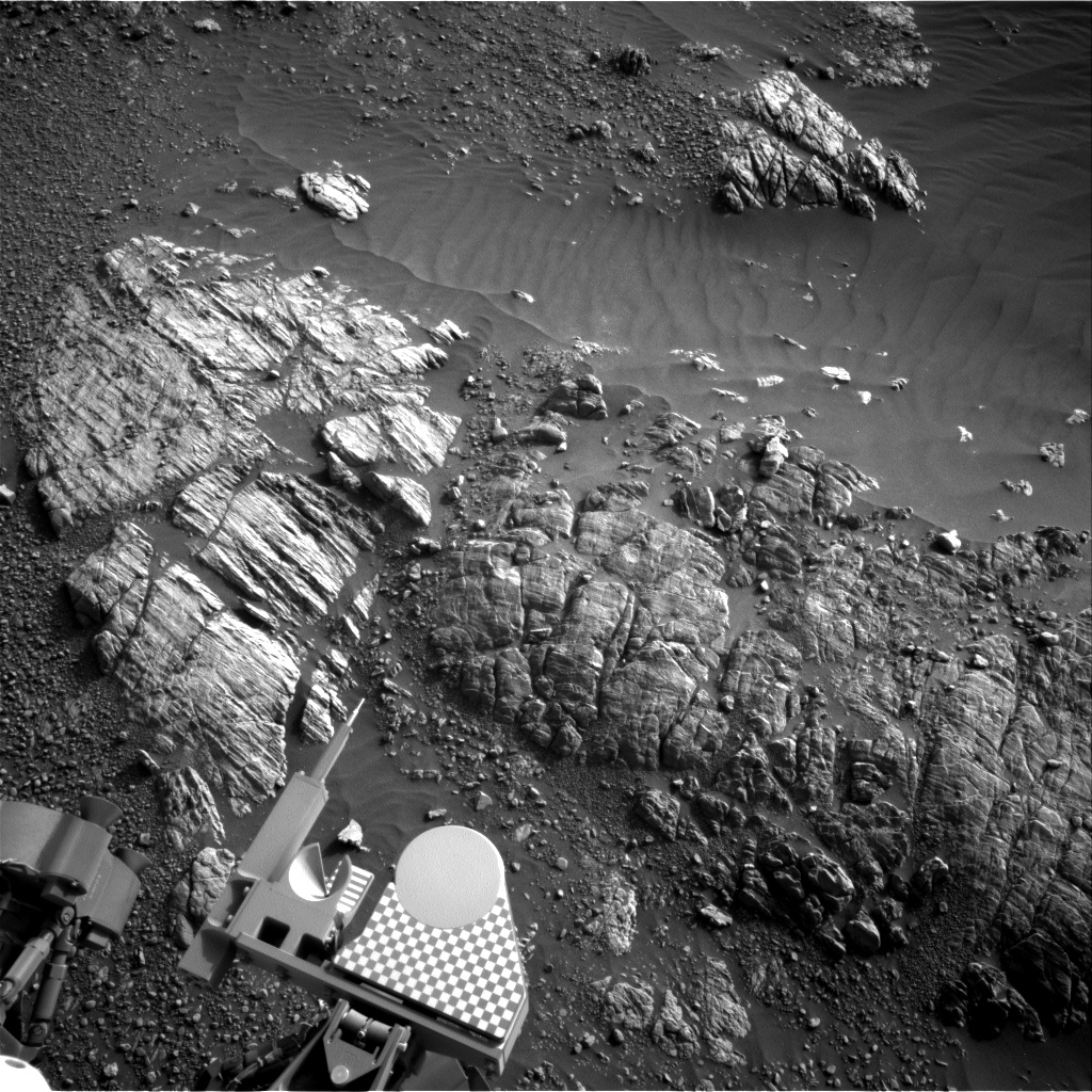 Nasa's Mars rover Curiosity acquired this image using its Right Navigation Camera on Sol 2470, at drive 2194, site number 76