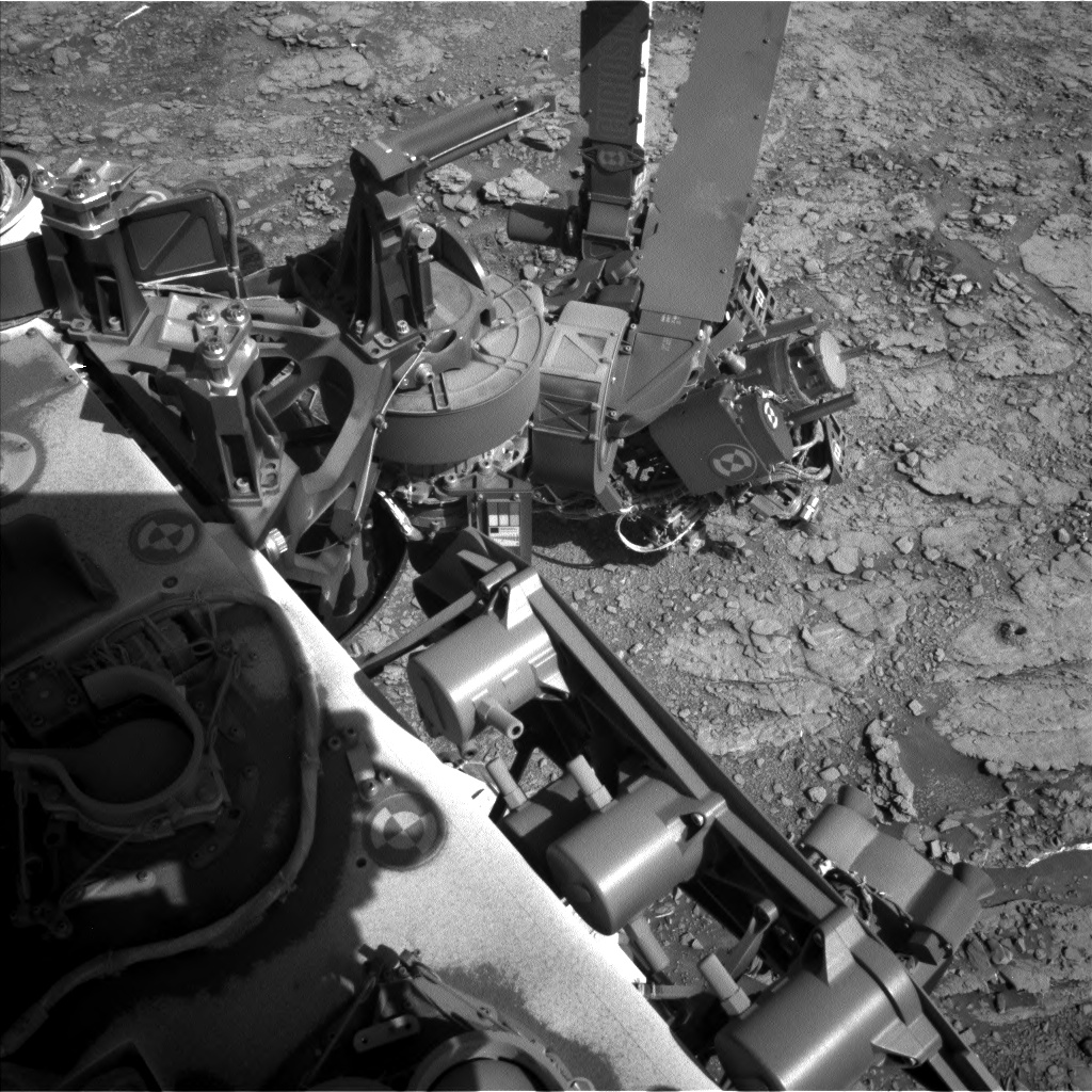 Nasa's Mars rover Curiosity acquired this image using its Left Navigation Camera on Sol 2523, at drive 3002, site number 76