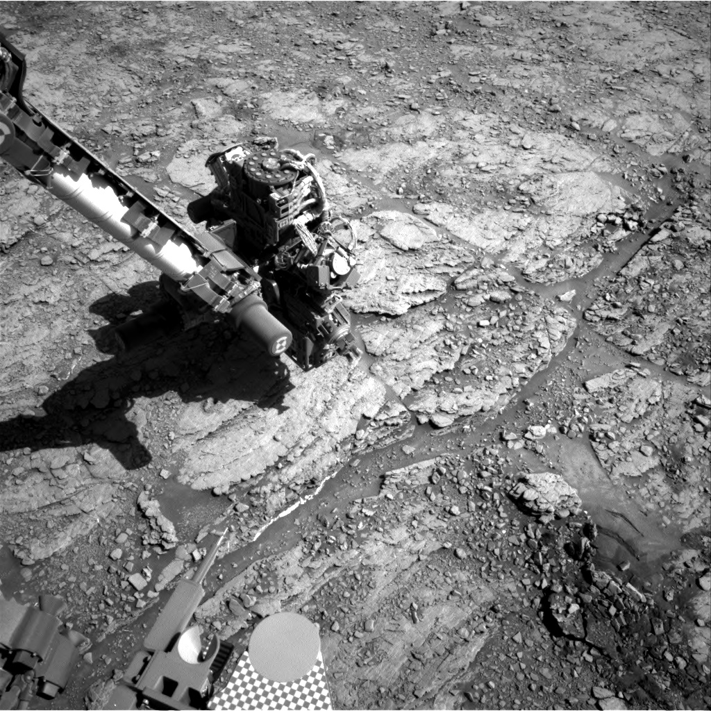 Nasa's Mars rover Curiosity acquired this image using its Right Navigation Camera on Sol 2525, at drive 3002, site number 76