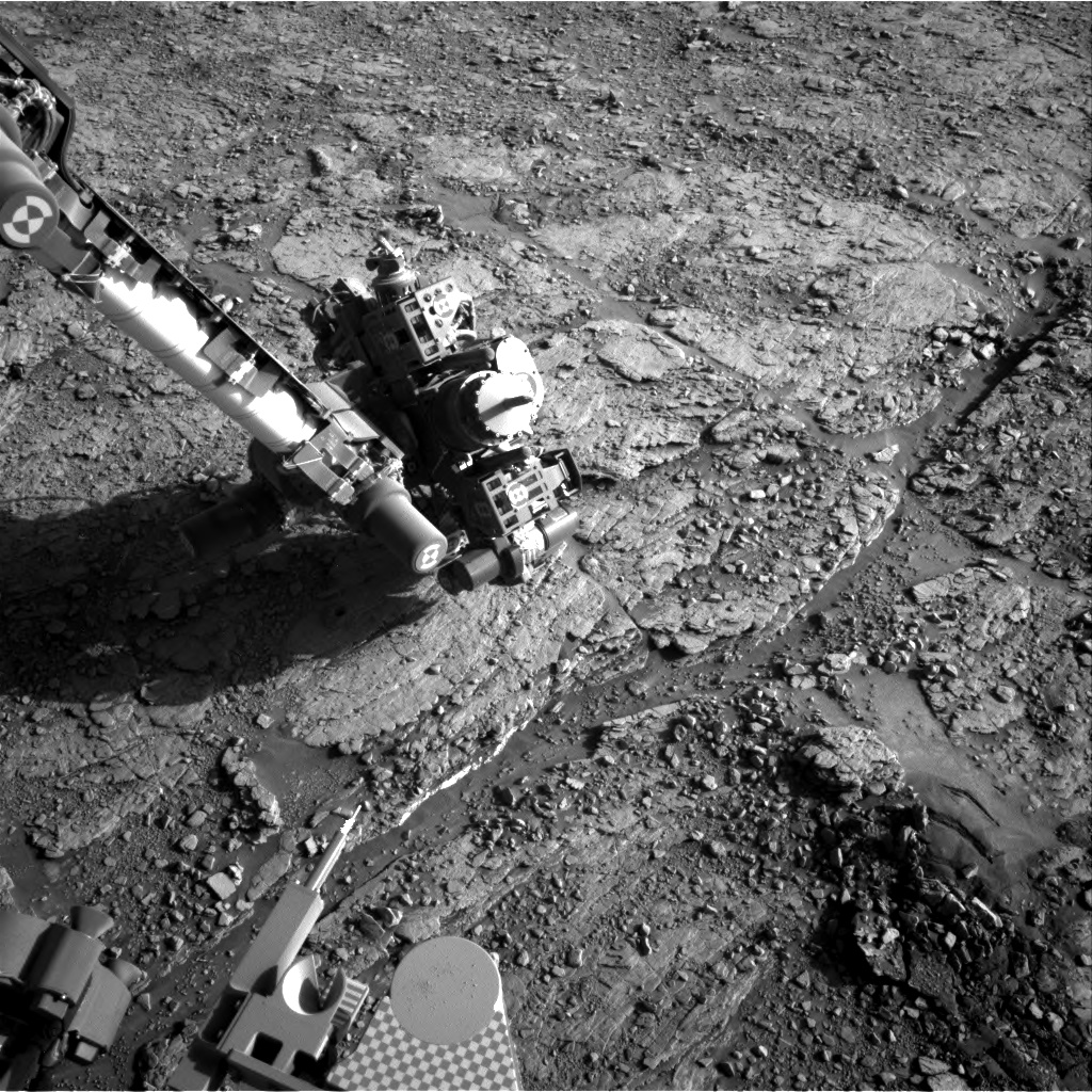 Nasa's Mars rover Curiosity acquired this image using its Right Navigation Camera on Sol 2553, at drive 3002, site number 76