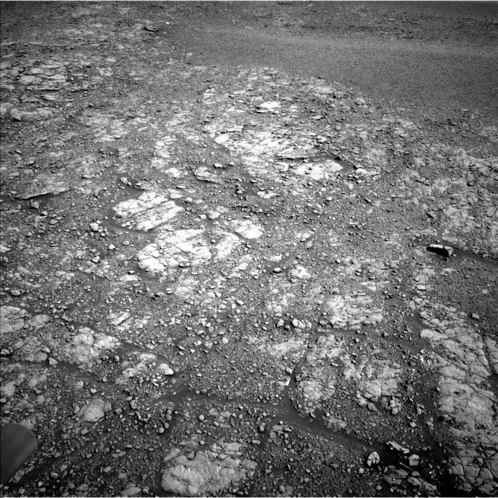 Nasa's Mars rover Curiosity acquired this image using its Left Navigation Camera on Sol 2555, at drive 3278, site number 76