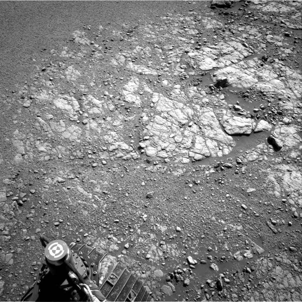 Nasa's Mars rover Curiosity acquired this image using its Right Navigation Camera on Sol 2555, at drive 0, site number 77
