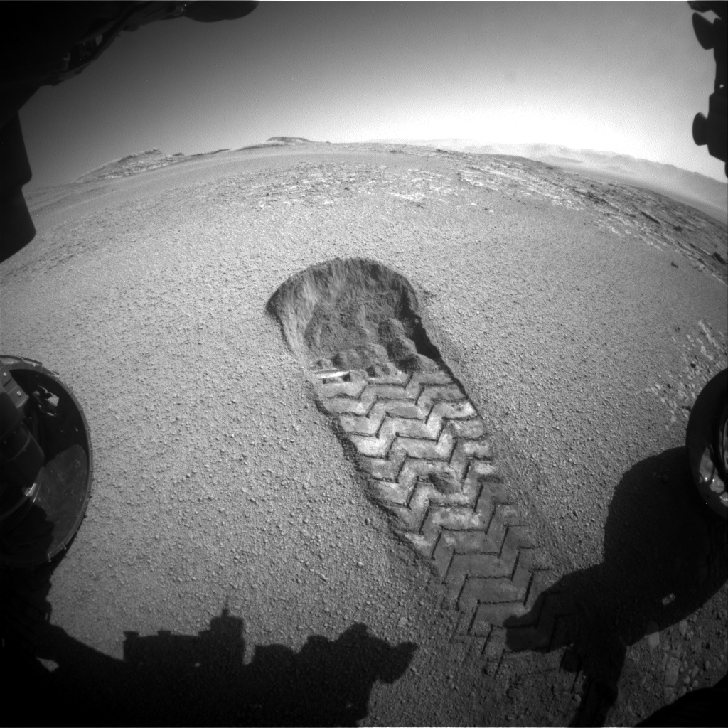 Nasa's Mars rover Curiosity acquired this image using its Front Hazard Avoidance Camera (Front Hazcam) on Sol 2556, at drive 70, site number 77