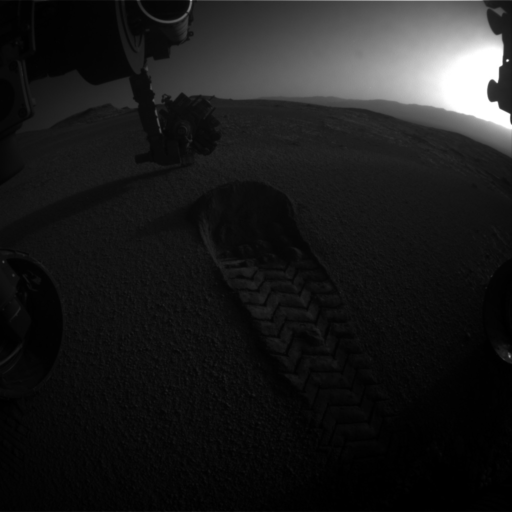 Nasa's Mars rover Curiosity acquired this image using its Front Hazard Avoidance Camera (Front Hazcam) on Sol 2558, at drive 70, site number 77