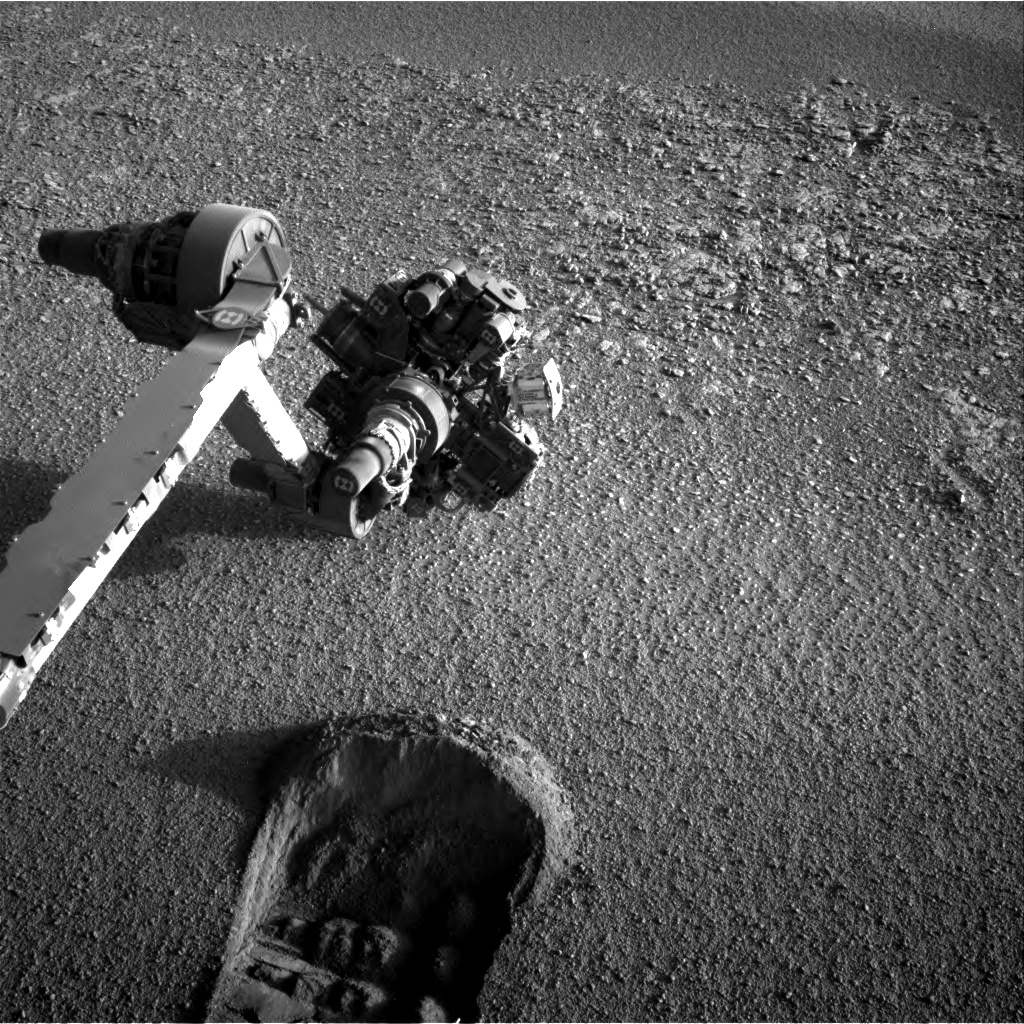 Nasa's Mars rover Curiosity acquired this image using its Right Navigation Camera on Sol 2558, at drive 70, site number 77