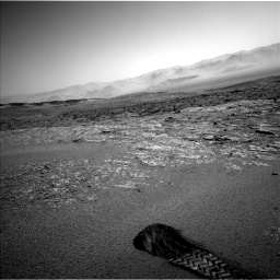Nasa's Mars rover Curiosity acquired this image using its Left Navigation Camera on Sol 2559, at drive 100, site number 77