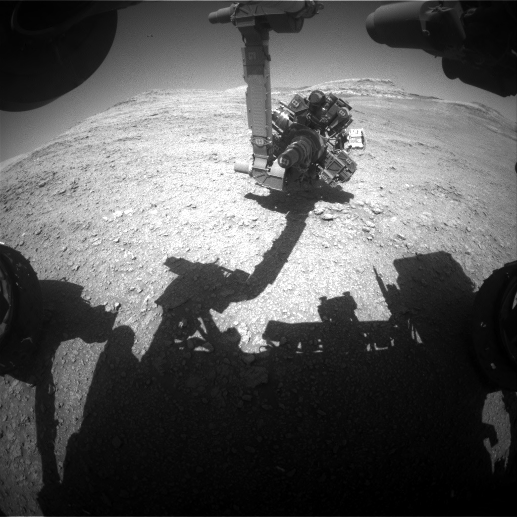 Nasa's Mars rover Curiosity acquired this image using its Front Hazard Avoidance Camera (Front Hazcam) on Sol 2563, at drive 292, site number 77