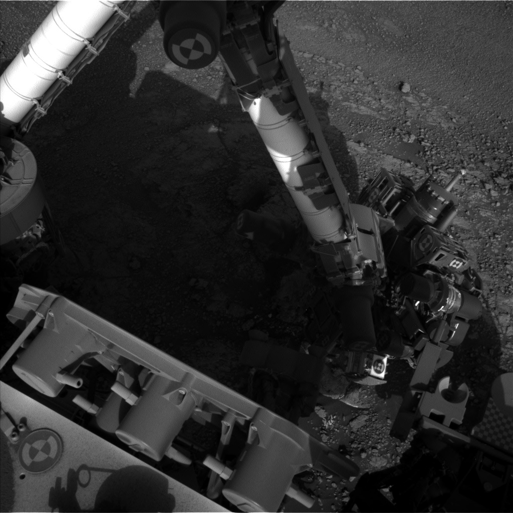 Nasa's Mars rover Curiosity acquired this image using its Left Navigation Camera on Sol 2567, at drive 574, site number 77