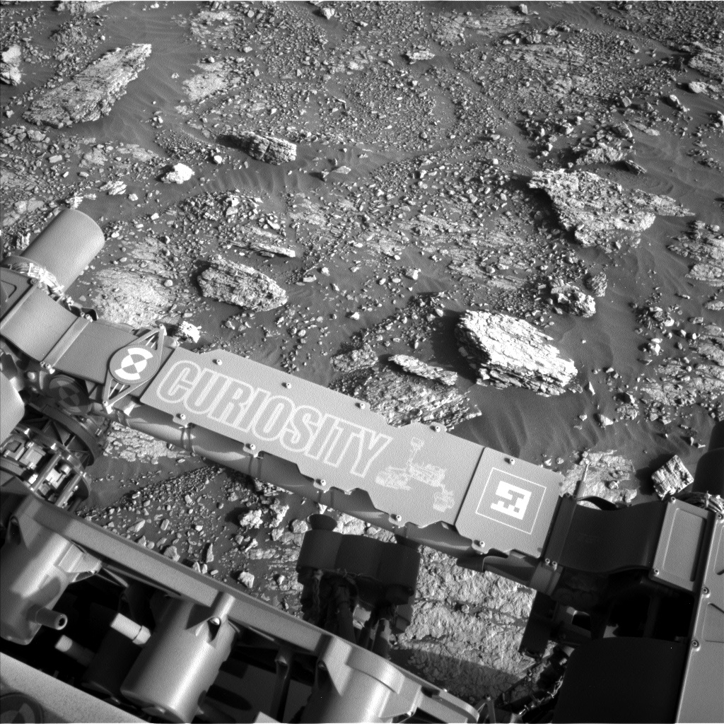 Nasa's Mars rover Curiosity acquired this image using its Left Navigation Camera on Sol 2568, at drive 910, site number 77
