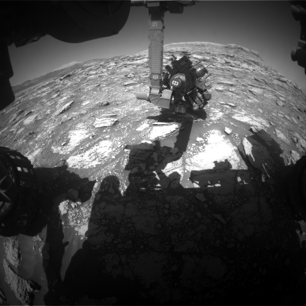 Nasa's Mars rover Curiosity acquired this image using its Front Hazard Avoidance Camera (Front Hazcam) on Sol 2570, at drive 910, site number 77