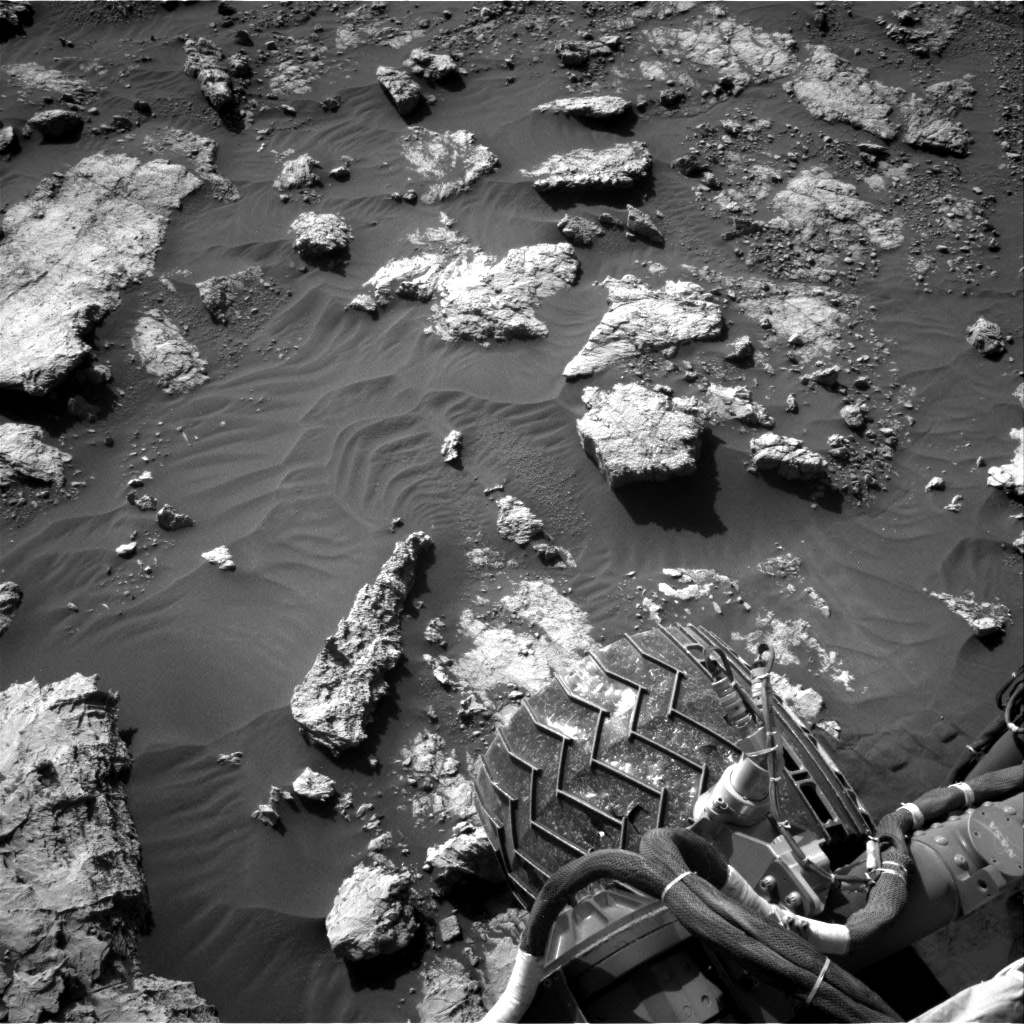 Nasa's Mars rover Curiosity acquired this image using its Right Navigation Camera on Sol 2570, at drive 1006, site number 77