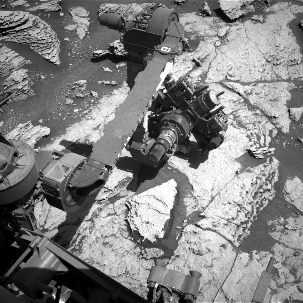 Nasa's Mars rover Curiosity acquired this image using its Left Navigation Camera on Sol 2575, at drive 1070, site number 77