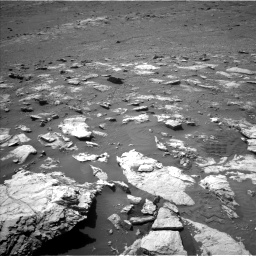 Nasa's Mars rover Curiosity acquired this image using its Left Navigation Camera on Sol 2575, at drive 1076, site number 77
