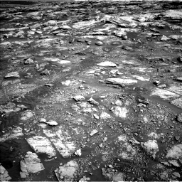 Nasa's Mars rover Curiosity acquired this image using its Left Navigation Camera on Sol 2575, at drive 1232, site number 77