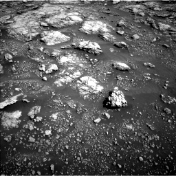 Nasa's Mars rover Curiosity acquired this image using its Left Navigation Camera on Sol 2575, at drive 1286, site number 77