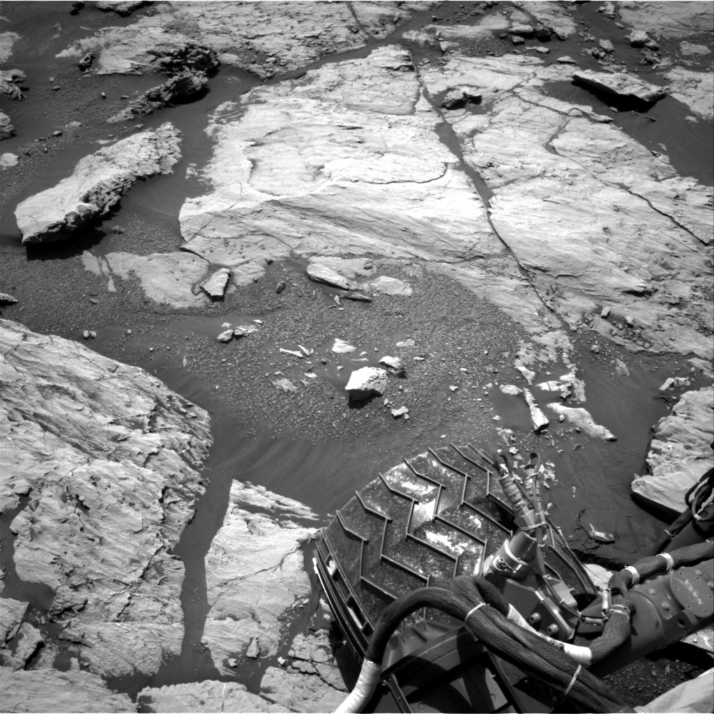 Nasa's Mars rover Curiosity acquired this image using its Right Navigation Camera on Sol 2577, at drive 1560, site number 77