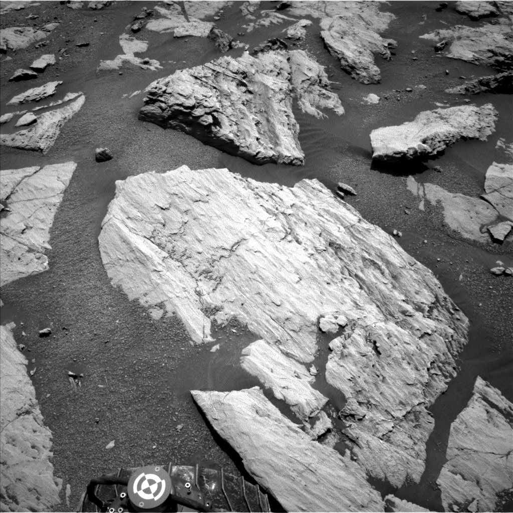 Nasa's Mars rover Curiosity acquired this image using its Left Navigation Camera on Sol 2578, at drive 1560, site number 77