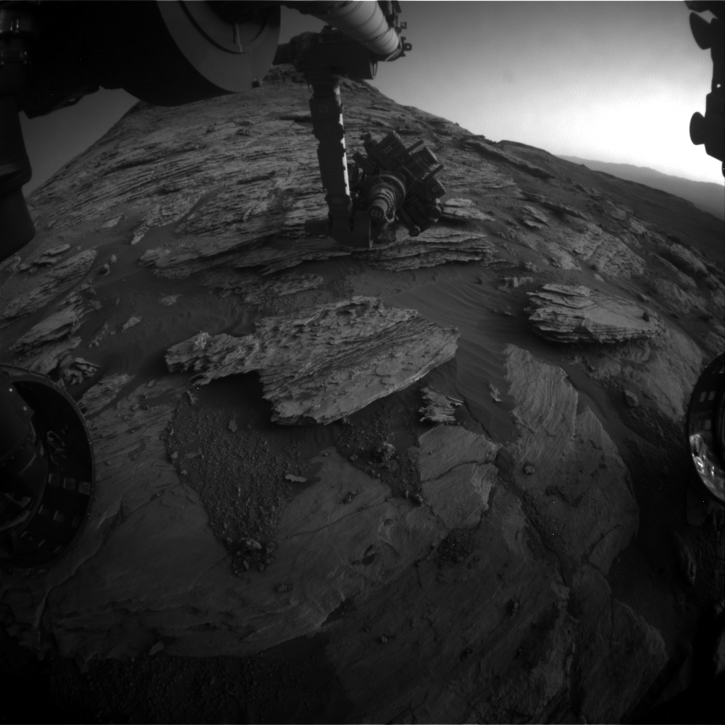 Nasa's Mars rover Curiosity acquired this image using its Front Hazard Avoidance Camera (Front Hazcam) on Sol 2581, at drive 1560, site number 77