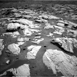 Nasa's Mars rover Curiosity acquired this image using its Left Navigation Camera on Sol 2582, at drive 1566, site number 77