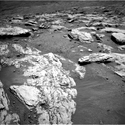 Nasa's Mars rover Curiosity acquired this image using its Left Navigation Camera on Sol 2582, at drive 1614, site number 77