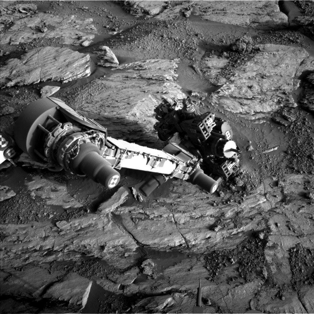 Nasa's Mars rover Curiosity acquired this image using its Left Navigation Camera on Sol 2583, at drive 1626, site number 77