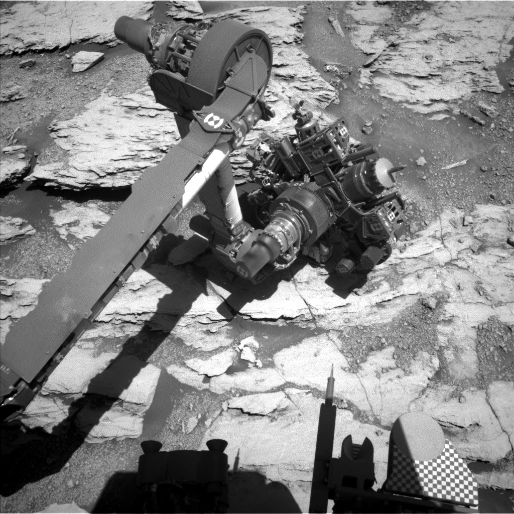 Nasa's Mars rover Curiosity acquired this image using its Left Navigation Camera on Sol 2586, at drive 1626, site number 77