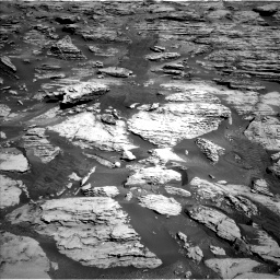 Nasa's Mars rover Curiosity acquired this image using its Left Navigation Camera on Sol 2586, at drive 1686, site number 77