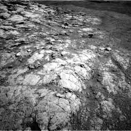 Nasa's Mars rover Curiosity acquired this image using its Left Navigation Camera on Sol 2586, at drive 1752, site number 77