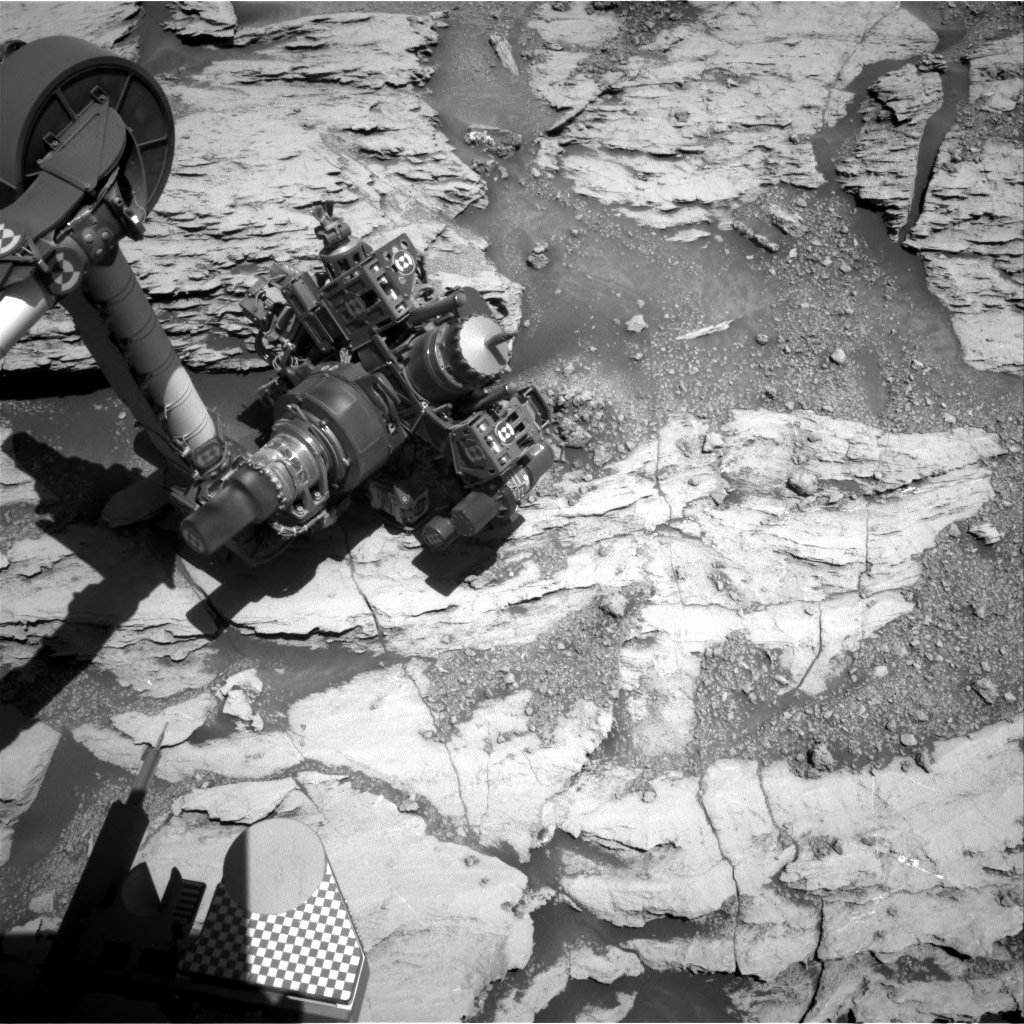 Nasa's Mars rover Curiosity acquired this image using its Right Navigation Camera on Sol 2586, at drive 1626, site number 77