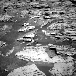 Nasa's Mars rover Curiosity acquired this image using its Right Navigation Camera on Sol 2586, at drive 1662, site number 77