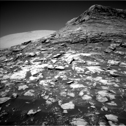 Nasa's Mars rover Curiosity acquired this image using its Left Navigation Camera on Sol 2590, at drive 2110, site number 77