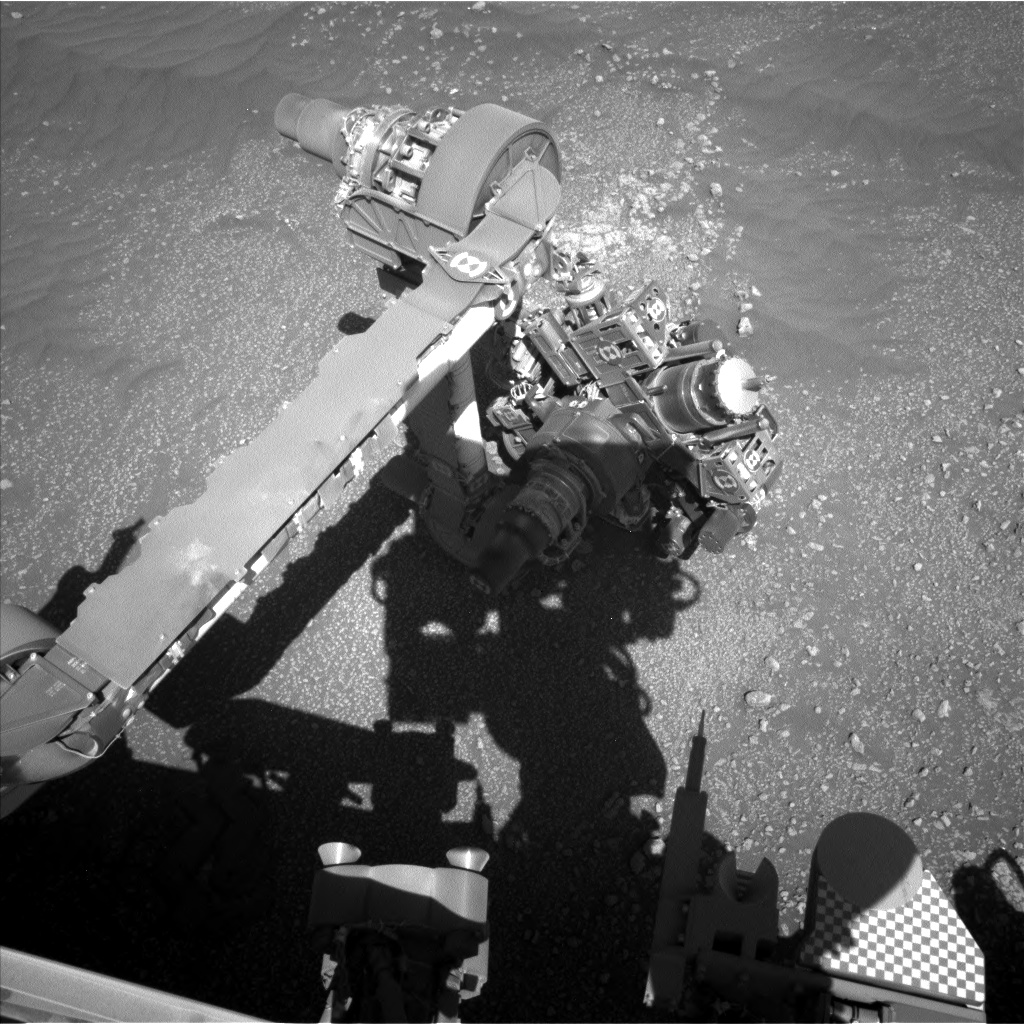 Nasa's Mars rover Curiosity acquired this image using its Left Navigation Camera on Sol 2595, at drive 2540, site number 77