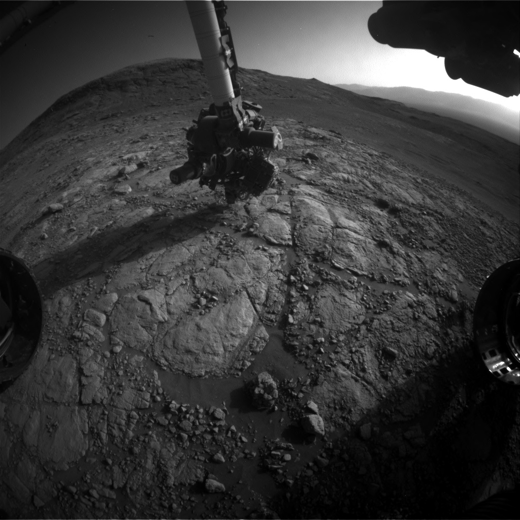 Nasa's Mars rover Curiosity acquired this image using its Front Hazard Avoidance Camera (Front Hazcam) on Sol 2601, at drive 2786, site number 77