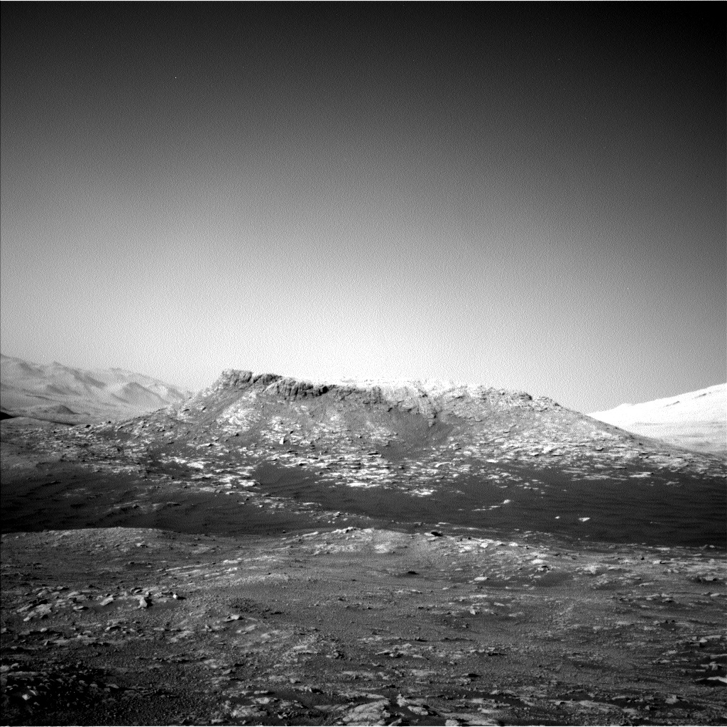 Nasa's Mars rover Curiosity acquired this image using its Left Navigation Camera on Sol 2602, at drive 2954, site number 77