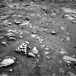 Nasa's Mars rover Curiosity acquired this image using its Left Navigation Camera on Sol 2604, at drive 2966, site number 77