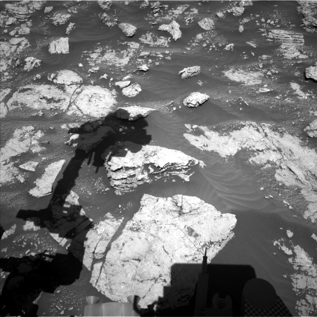 Nasa's Mars rover Curiosity acquired this image using its Left Navigation Camera on Sol 2605, at drive 0, site number 78