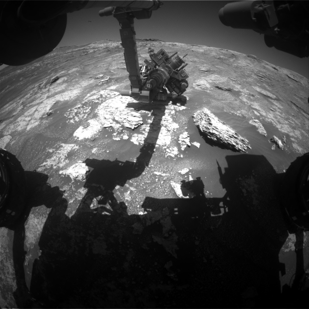 Nasa's Mars rover Curiosity acquired this image using its Front Hazard Avoidance Camera (Front Hazcam) on Sol 2609, at drive 138, site number 78