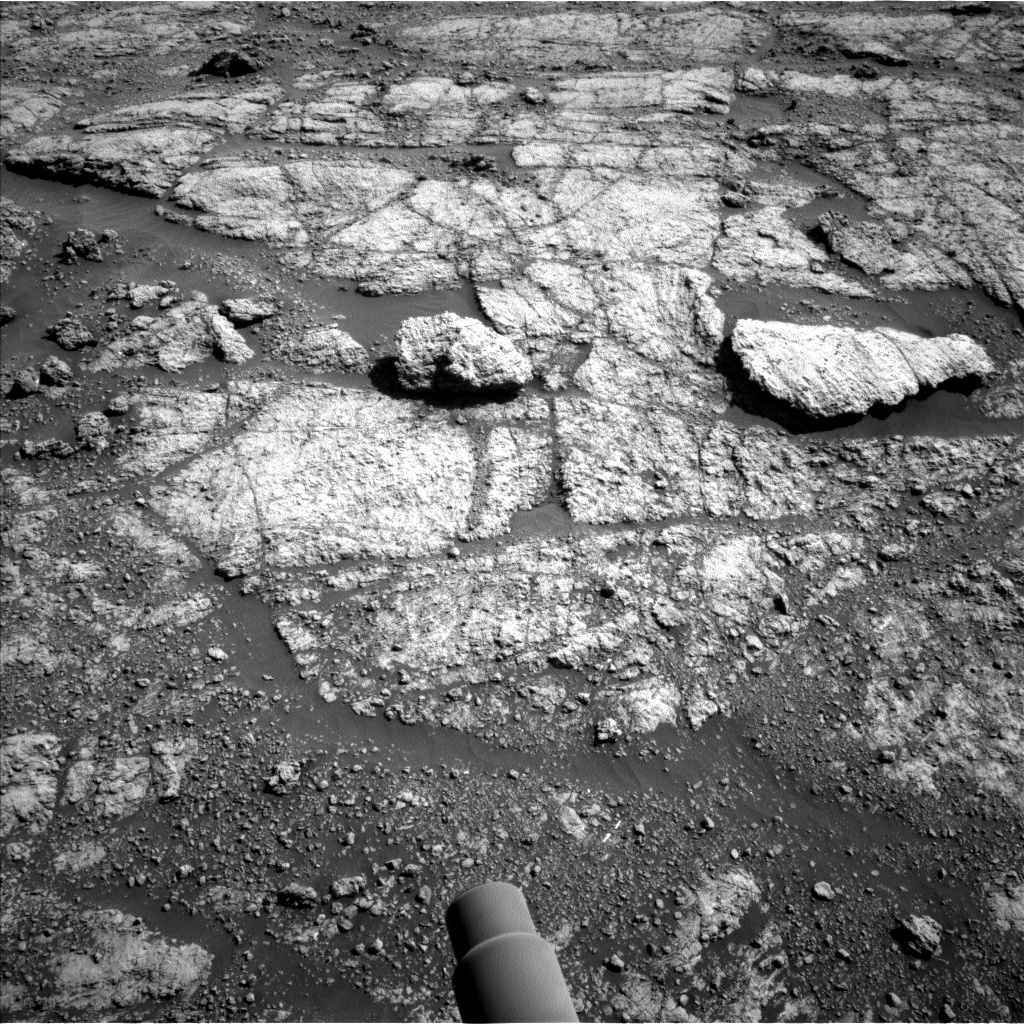 Nasa's Mars rover Curiosity acquired this image using its Left Navigation Camera on Sol 2609, at drive 198, site number 78