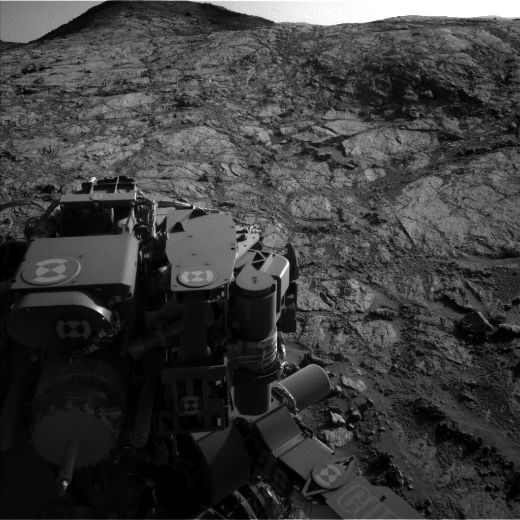 Nasa's Mars rover Curiosity acquired this image using its Left Navigation Camera on Sol 2611, at drive 372, site number 78