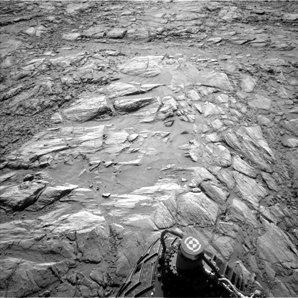 Nasa's Mars rover Curiosity acquired this image using its Left Navigation Camera on Sol 2613, at drive 612, site number 78