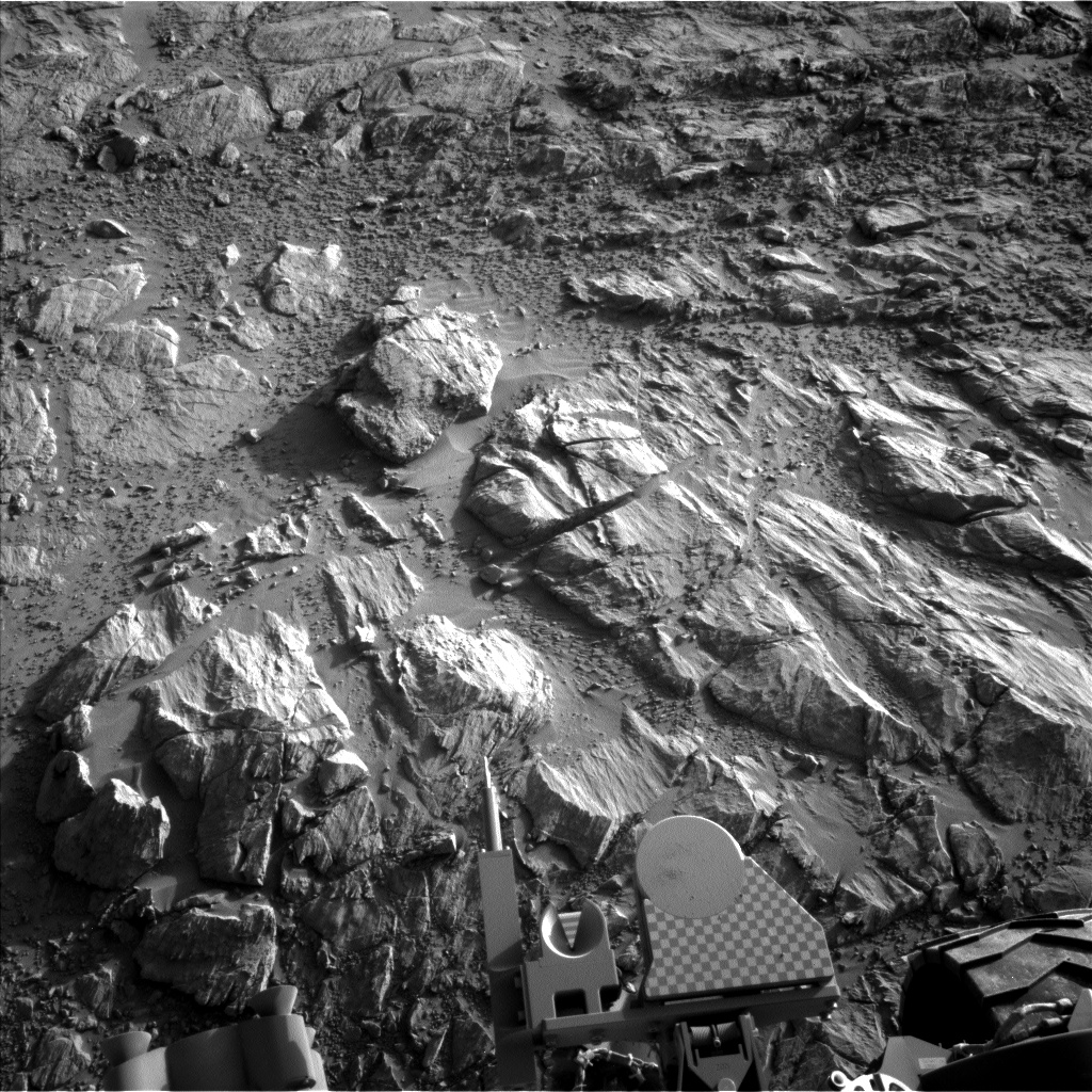 Nasa's Mars rover Curiosity acquired this image using its Left Navigation Camera on Sol 2613, at drive 612, site number 78