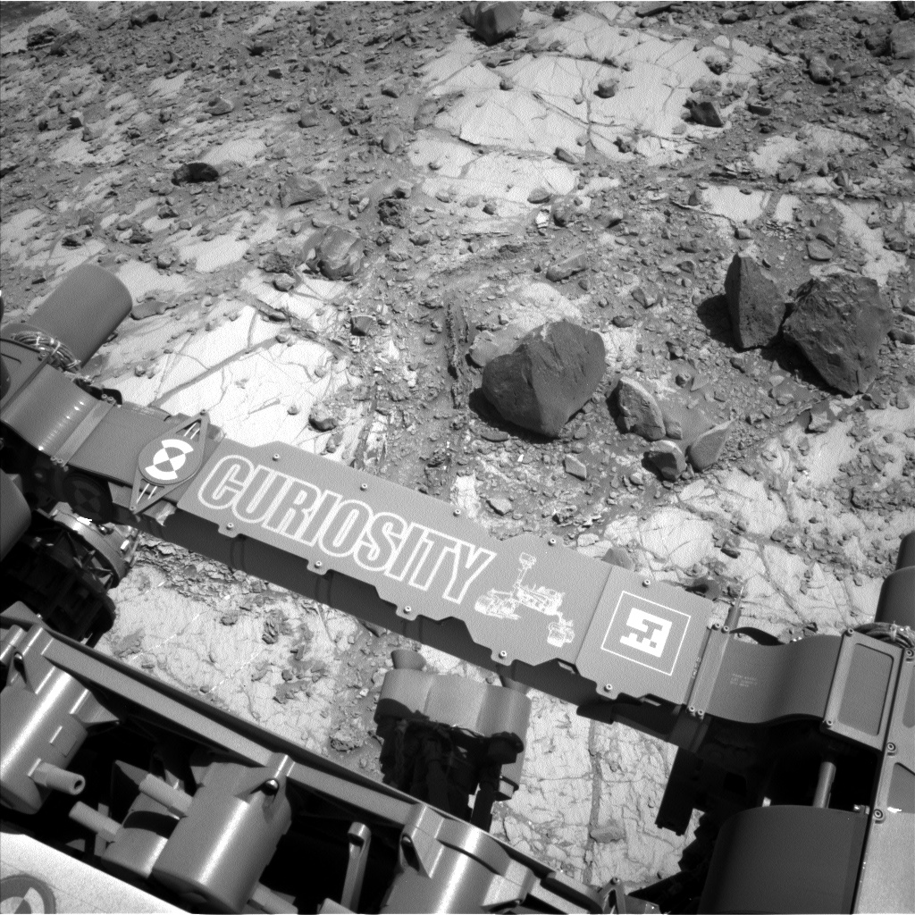 Nasa's Mars rover Curiosity acquired this image using its Left Navigation Camera on Sol 2636, at drive 1138, site number 78
