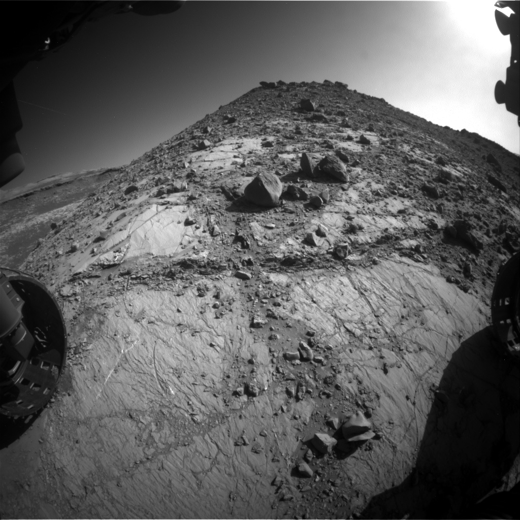Nasa's Mars rover Curiosity acquired this image using its Front Hazard Avoidance Camera (Front Hazcam) on Sol 2637, at drive 1138, site number 78