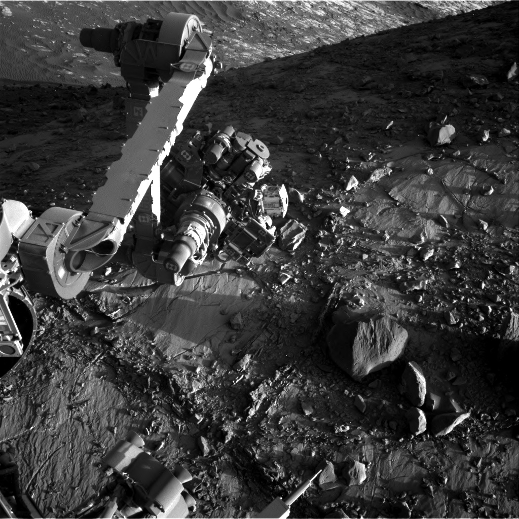 Nasa's Mars rover Curiosity acquired this image using its Right Navigation Camera on Sol 2640, at drive 1160, site number 78