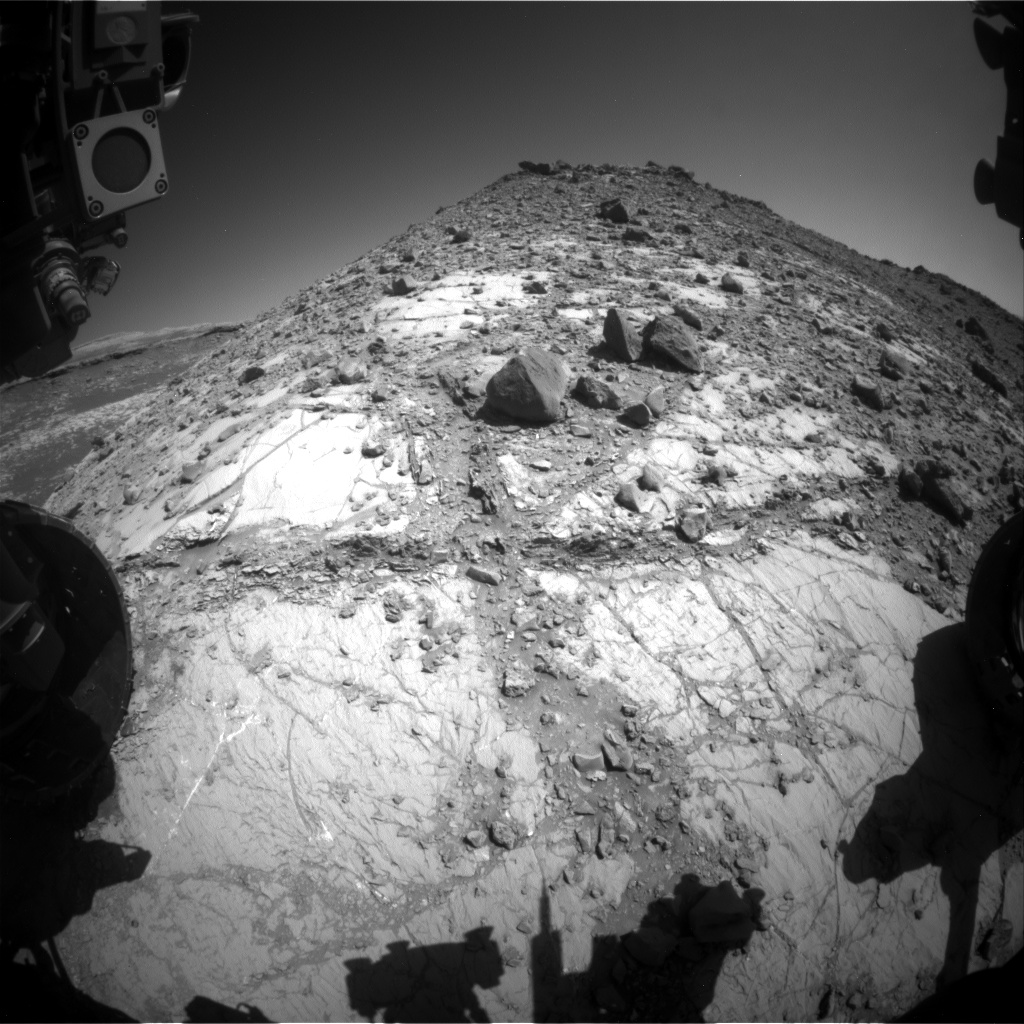 Nasa's Mars rover Curiosity acquired this image using its Front Hazard Avoidance Camera (Front Hazcam) on Sol 2641, at drive 1160, site number 78