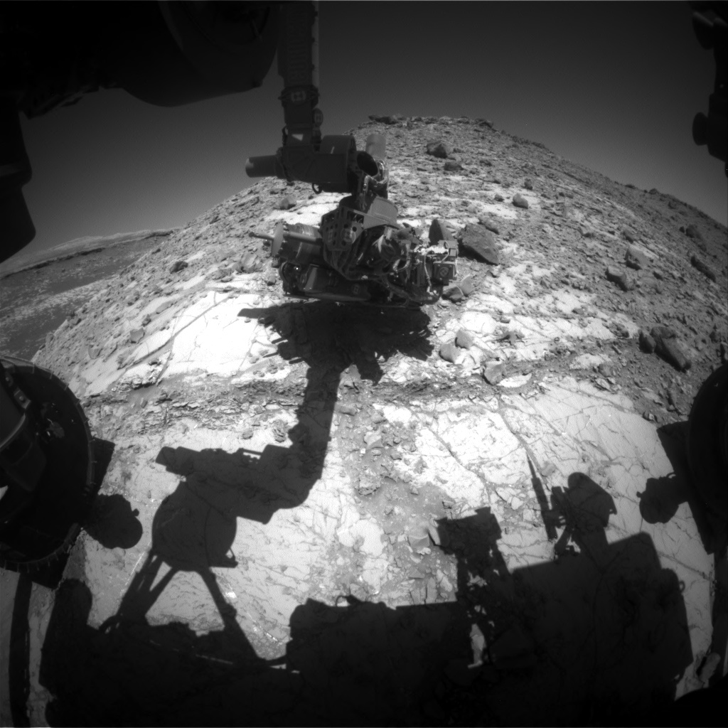 Nasa's Mars rover Curiosity acquired this image using its Front Hazard Avoidance Camera (Front Hazcam) on Sol 2643, at drive 1160, site number 78