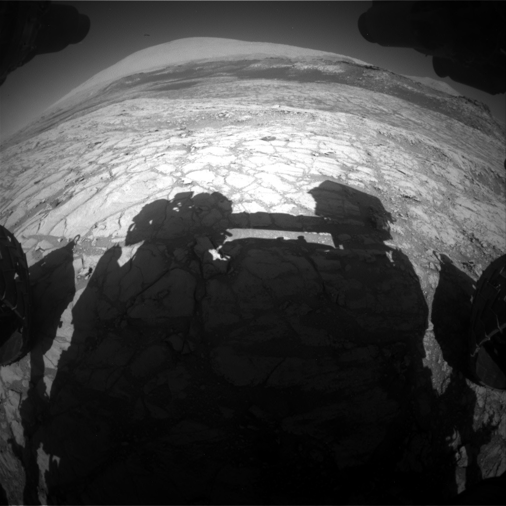 Nasa's Mars rover Curiosity acquired this image using its Front Hazard Avoidance Camera (Front Hazcam) on Sol 2643, at drive 1424, site number 78