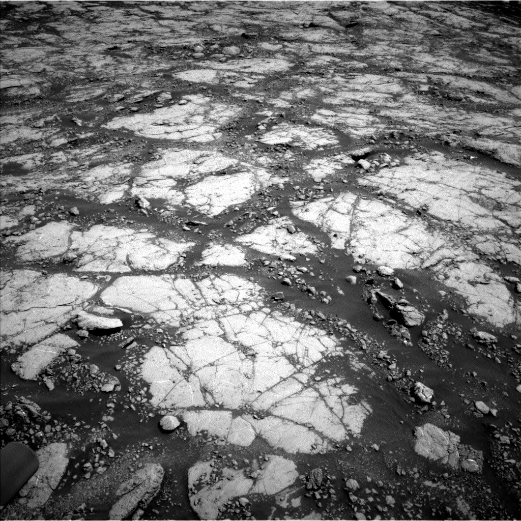 Nasa's Mars rover Curiosity acquired this image using its Left Navigation Camera on Sol 2654, at drive 1910, site number 78